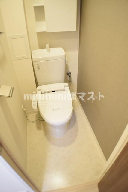 大阪市西区新町１丁目の賃貸マンションのトイレ