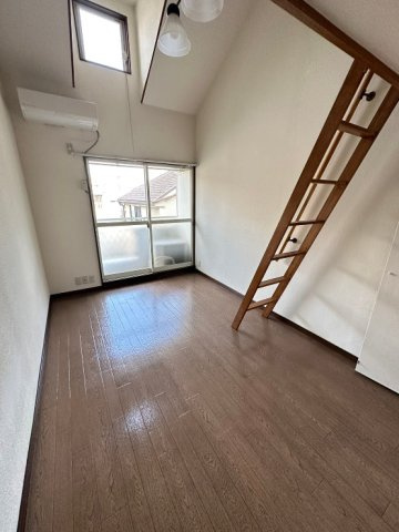 リバーグリーンの居間・リビング|※別部屋参考写真