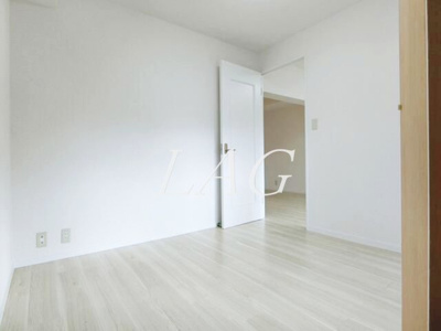 【居間・リビング】 | 日興パレス中野 | 洋室のお部屋です。