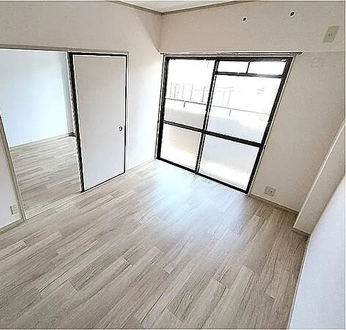 神戸市東灘区御影本町２丁目の賃貸マンションの居間・リビング
