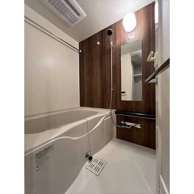 ＡＣＰ　Ｒｅｓｉｄｅｎｃｅ三ノ輪テラスの浴室