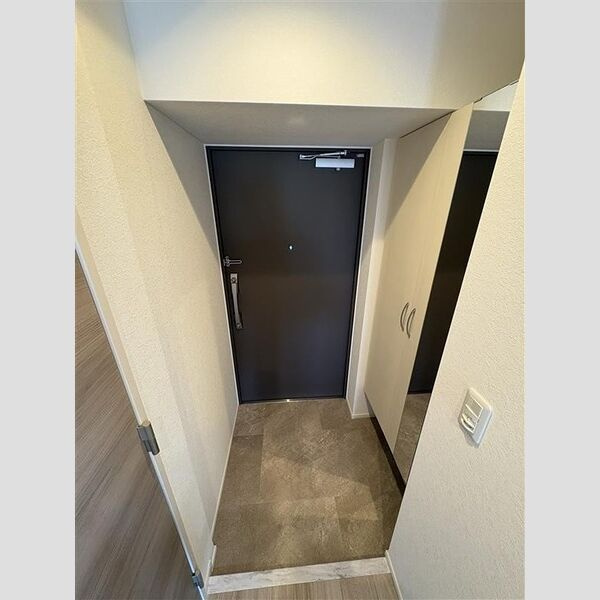 クラシスト播磨町の玄関