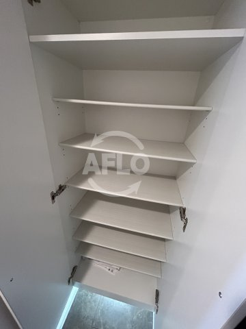 アーバンフラッツ鷺洲の玄関|アーバンフラッツ鷺洲　シューズボックス