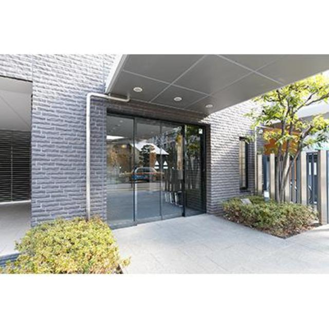 パークホームズ新宿若松町のエントランス