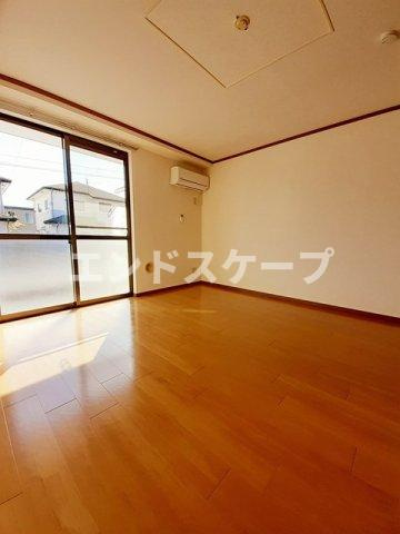 セレーノ本宿Ａの居間・リビング|高崎、前橋のお部屋探しはエンドスケープまで！お客様の理想お聞かせ下さい♪