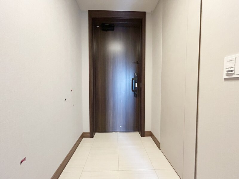 グランドメゾン新梅田タワー　ＴＨＥ　ＣＬＵＢ　ＲＥＳＩＤＥＮＣＥの玄関