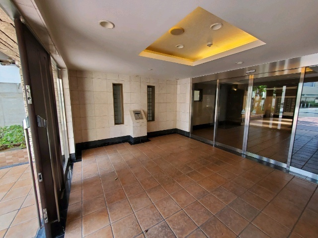 ディナスティ十三東のロビー