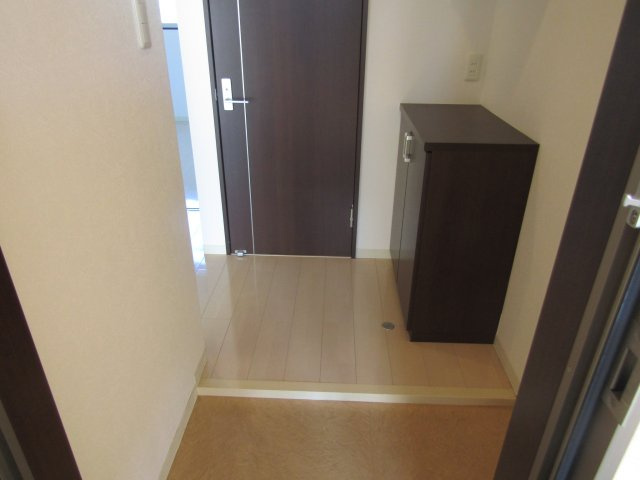 ザ宮の玄関|収納もある玄関です