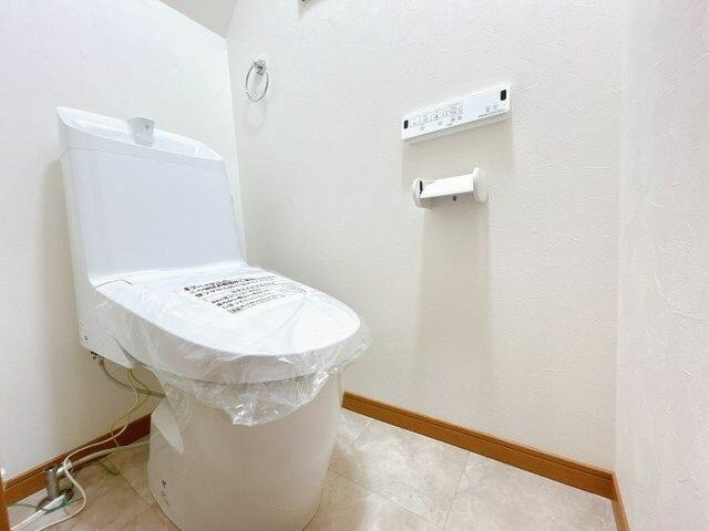 中古戸建て・仲介手数料半額）犬山市字郷西１９２－３のトイレ|１階トイレ「新品交換済みです…