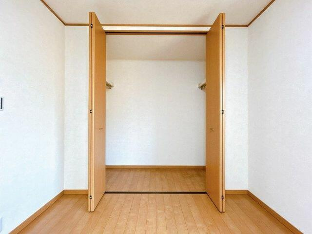 中古戸建て・仲介手数料半額）犬山市字郷西１９２－３の収納|収納「全室収納付きです。」