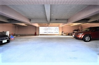 サンヒルズセンター北の駐車場