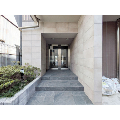 【エントランス】 | エスタート三ノ輪 | 毎日通るエントランスはこのようになっています