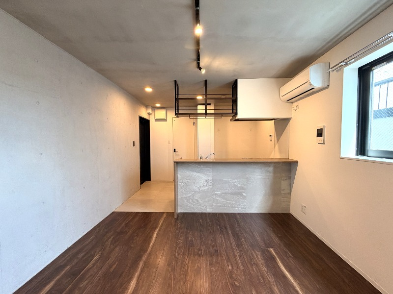 フロンティアコンフォート南千住の居間・リビング|こちらの居間で趣味の時間をお楽しみください