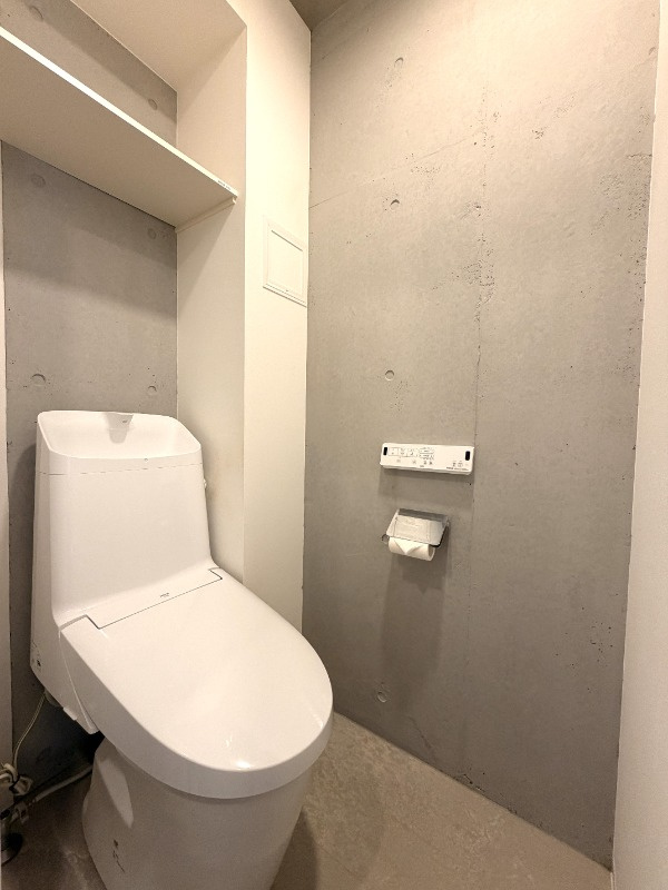 フロンティアコンフォート南千住のトイレ|落ち着いたトイレです
