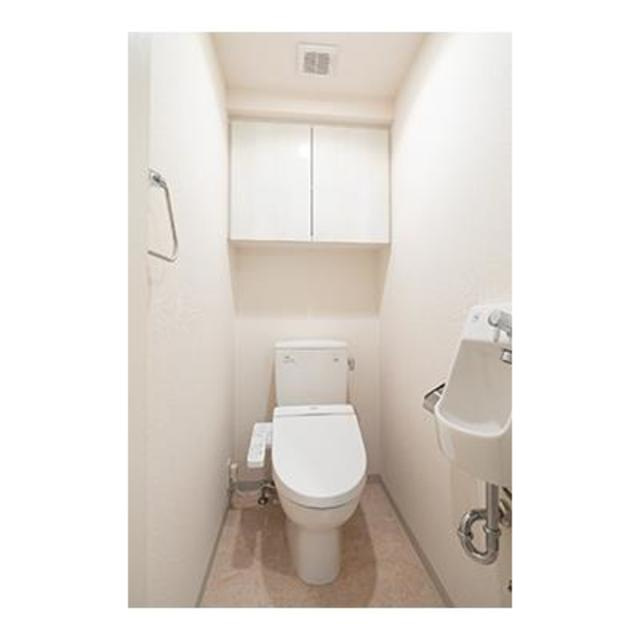 コクヨーレ日本橋のトイレ|落ち着いた色調のトイレです