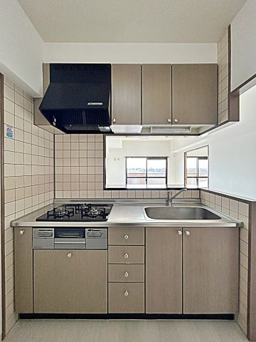 ヒルズ丸和のキッチン|きれいなキッチンです