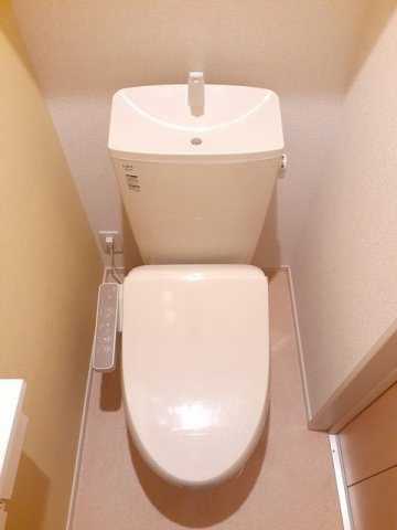 カノンのトイレ|コンパクトで使いやすいトイレです