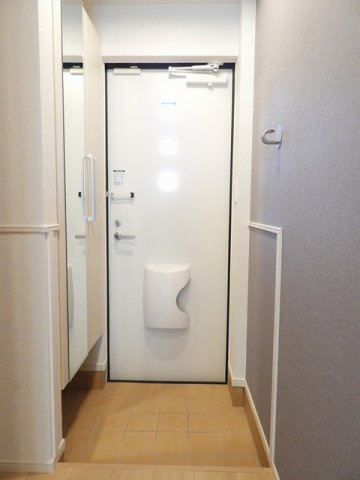 アゲーラ　尾長の玄関|落ち着いた玄関です