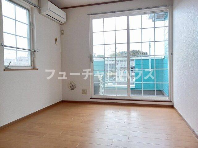 フェーンコートの居間・リビング|使いやすい居間です