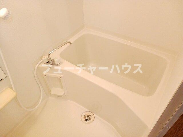 フェーンコートの浴室|コンパクトで使いやすいお風呂です