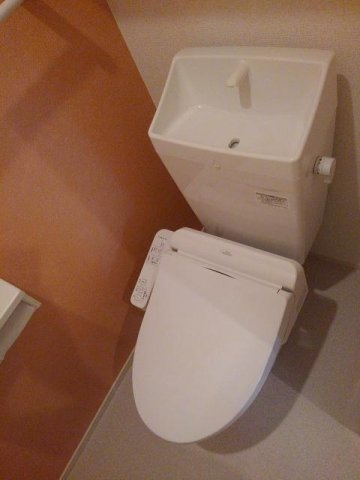 フォレスト　Ｔ・Ｈ　Ⅱのトイレ|清潔感のあるトイレです