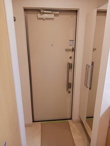 フランガーデンの玄関|毎日通る玄関はこちらです