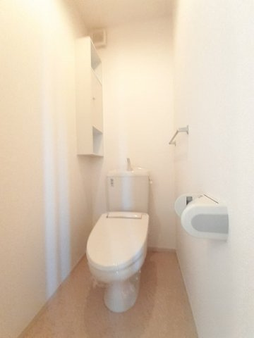 【トイレ】 | アイリス竜美 | 清潔感のあるトイレです