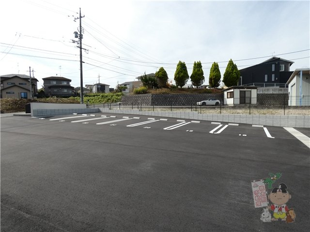 セリシールＣの駐車場