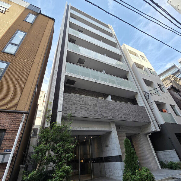 グローリオシェルト東京八丁堀の外観