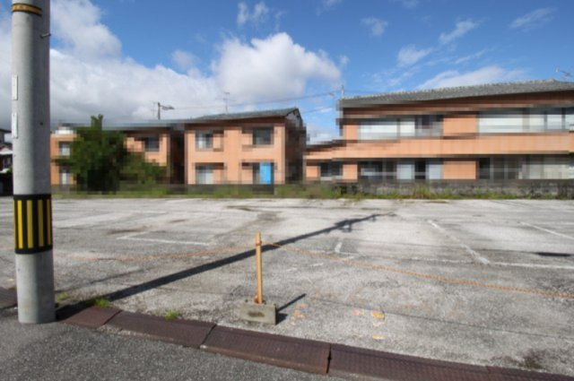 高知市百石町４丁目　新築戸建　⑬　【全6区画】の外観|⑬　3LDK+WICL+SCL＋パントリー
土地面積　128.99㎡（約39.01坪）　建物面積　91.64㎡（約27.72坪）