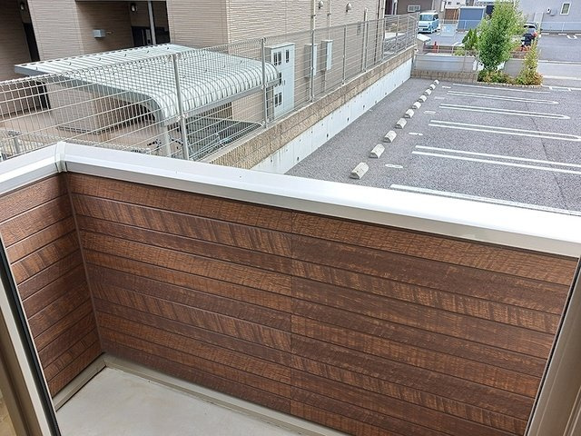 ヴェルレーヌのバルコニー|広々としたバルコニーです