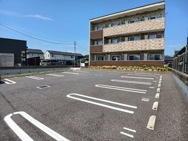 ヴェルレーヌの駐車場|駐車場完備です