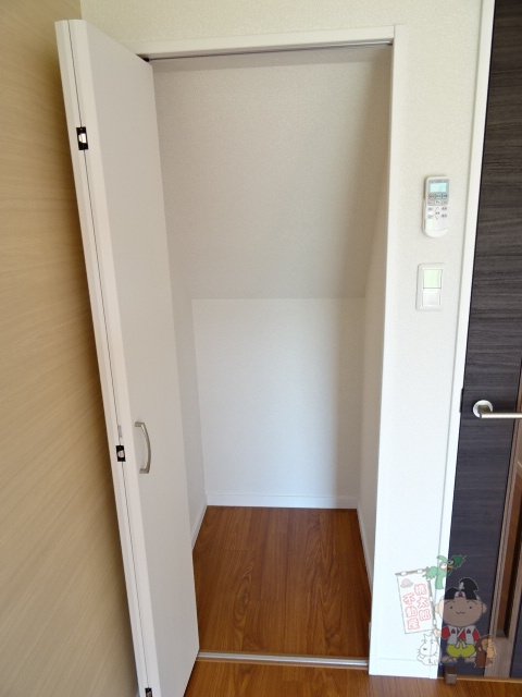 ラ・イース松新町の収納