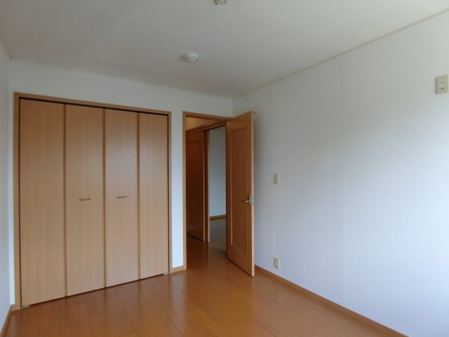 グッド　ヒルズ　１番館の洋室