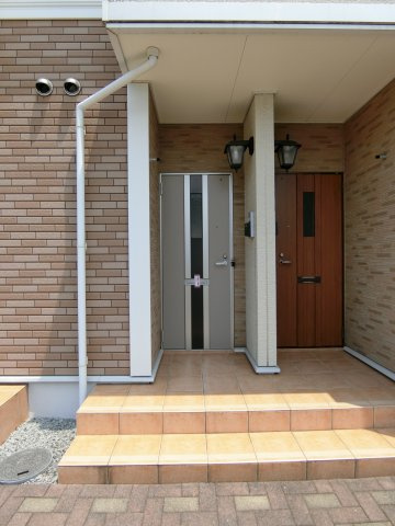 プラージュベルの玄関