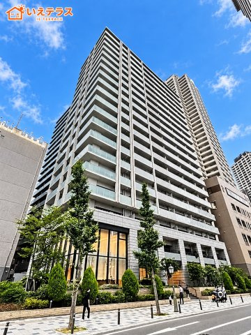 ワコーレ神戸三宮トラッドタワーの外観