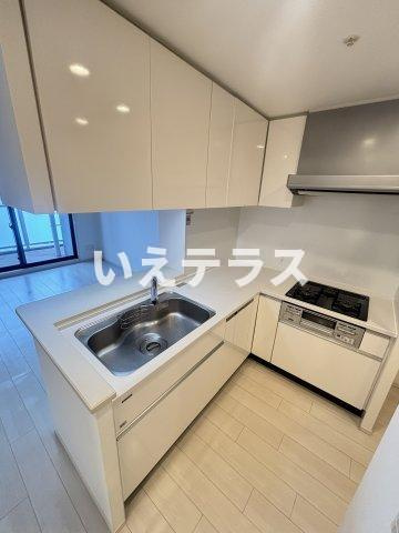 ワコーレ神戸三宮トラッドタワーのキッチン