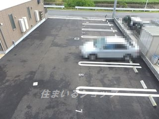 Ｆｌｏｒａ（フローラ）Ａ棟の駐車場