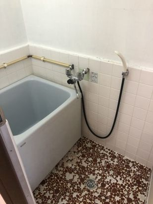 内山マンションの浴室