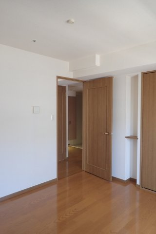 Crest本郷の居間・リビング