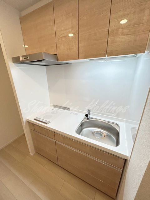 藤沢市本鵠沼４丁目のアパートのキッチン