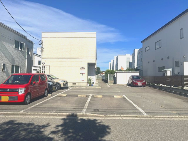 アトリエ・Junの駐車場