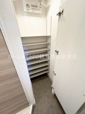 東大阪市森河内西２丁目のアパートの収納