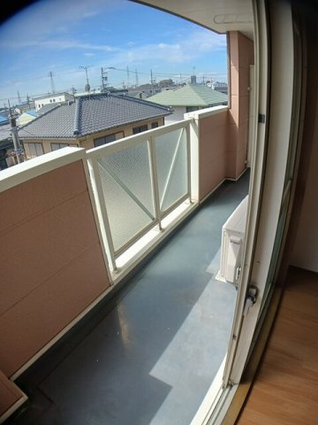 ドエルＫ．Ｓのバルコニー|お洗濯にも便利なバルコニー付き