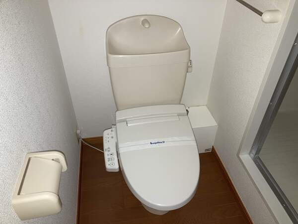 川崎市多摩区菅３丁目のアパートのトイレ