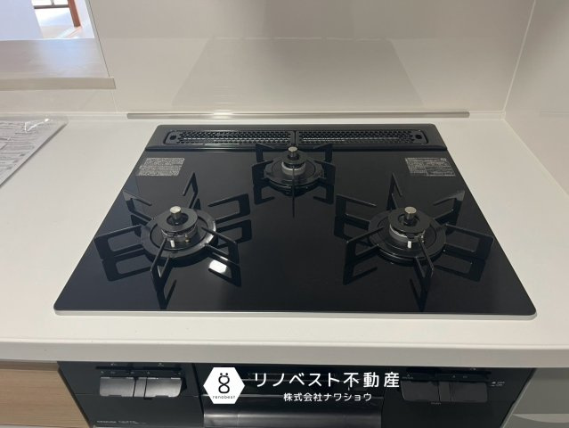 朝日プラザイーストスクエアのキッチン|【リノベスト不動産】土日祝も営業中！HPより来店予約も可能です◎
