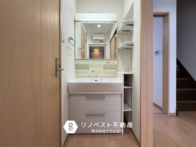東大阪市吉松2丁目の独立洗面台