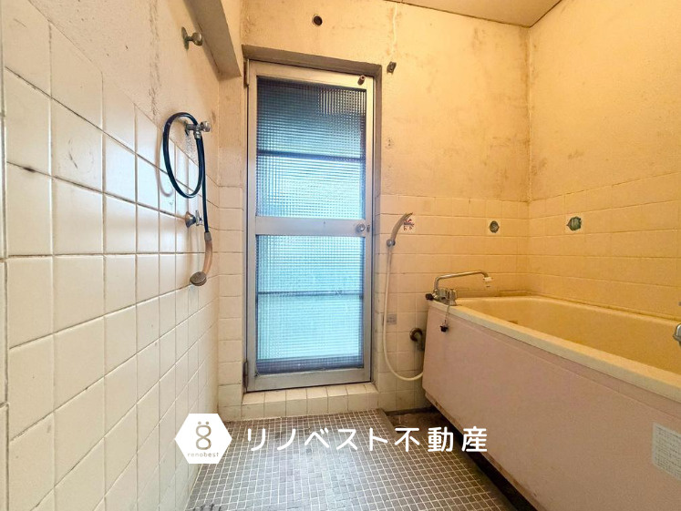 八戸ノ里グランドマンションB棟の浴室|リラックス空間を、お好みにカスタマイズ可能◎
