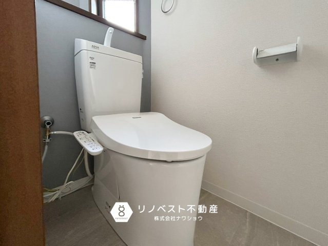 東大阪市吉田5丁目のトイレ|【リノベスト不動産】弊社では売却のご相談も受付中！まずは一度ご相談ください♪
