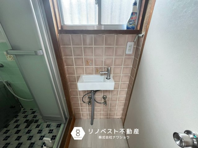 東大阪市松原2丁目の洗面所|【リノベスト不動産】東大阪市・生野区・東成区での物件探しは弊社にお任せください！
